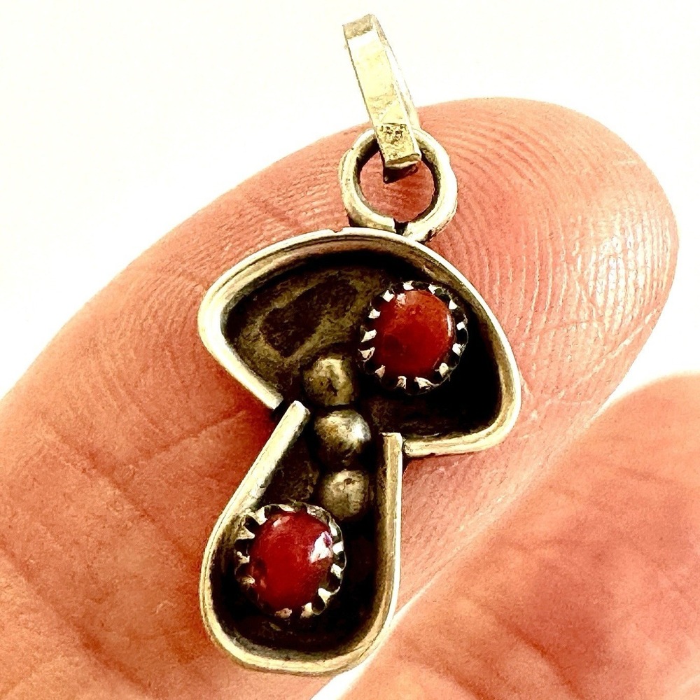 VTG Zuni Mushroom Pendant Red Coral 1in Estella Laate Native Amer 925 Mini